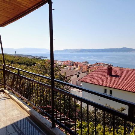 Apartments Flora Криквеница Екстериор снимка